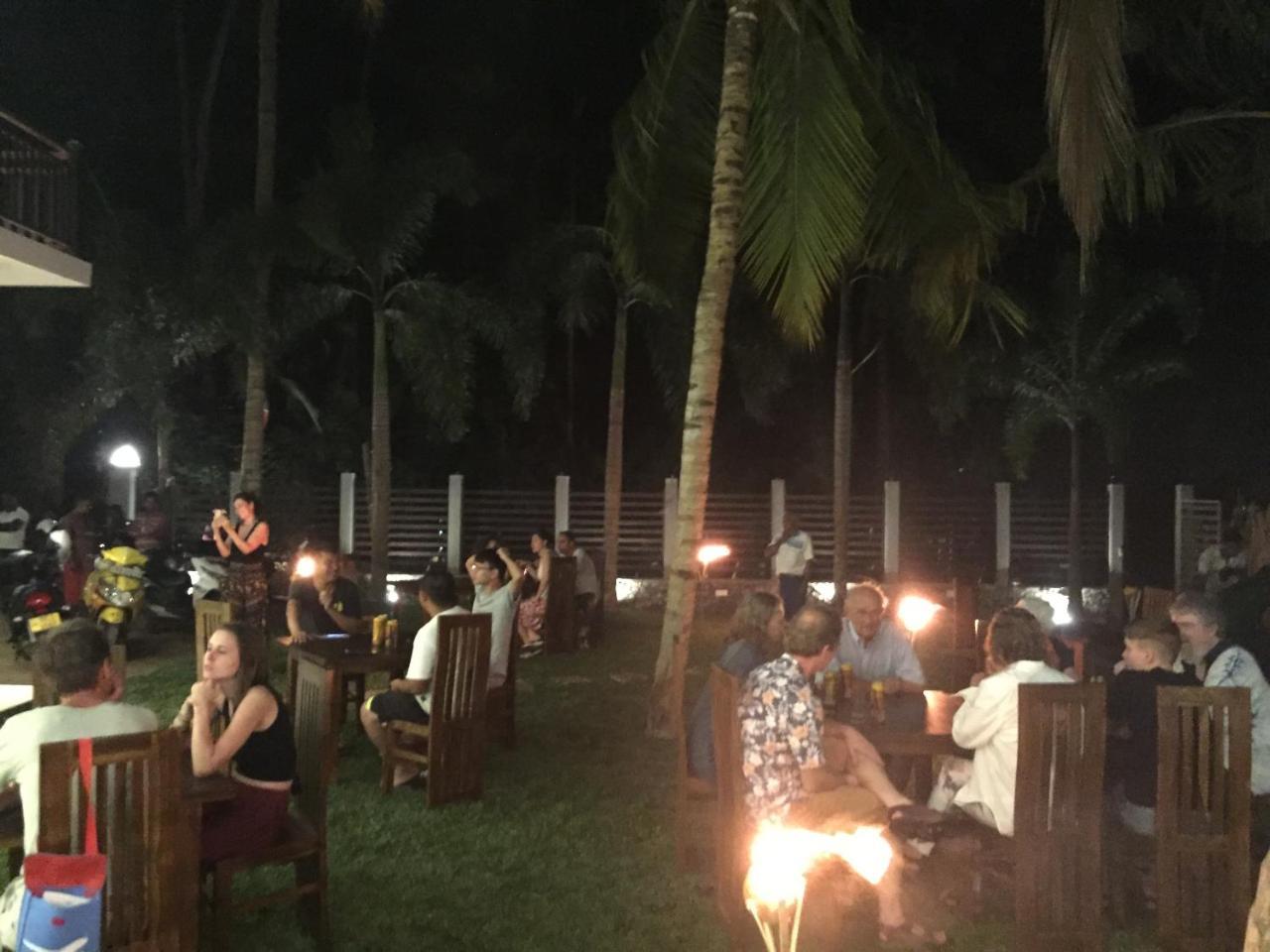 Hotel Bay Hiriketiya Dikwella Exteriér fotografie
