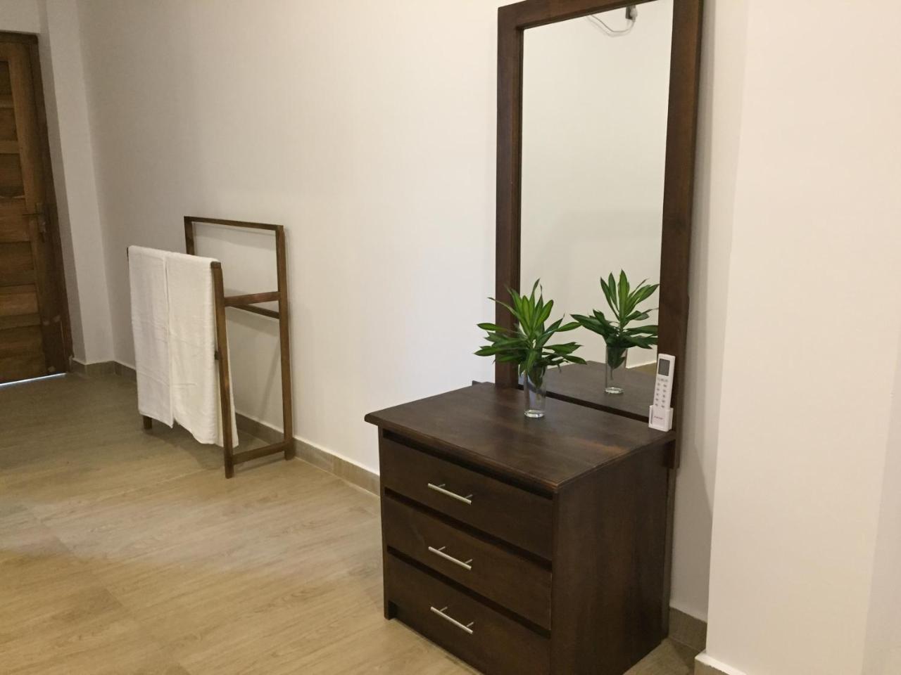 Hotel Bay Hiriketiya Dikwella Exteriér fotografie